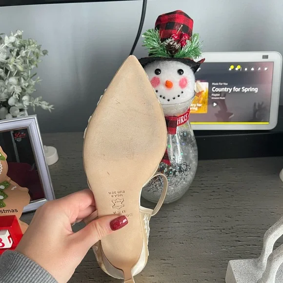 Wedding Shoes. Cream Lace Stiletto Heels with Ankle Strap - Picture 4 of 6